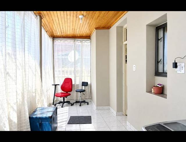 3 BEDROOM HOUSE FOR SALE IN KENILWORTH